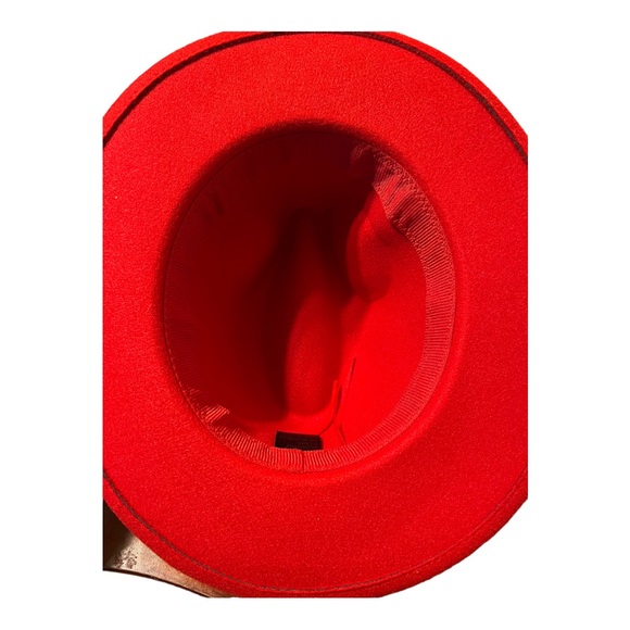 Red Fedora - Picture 3 of 3